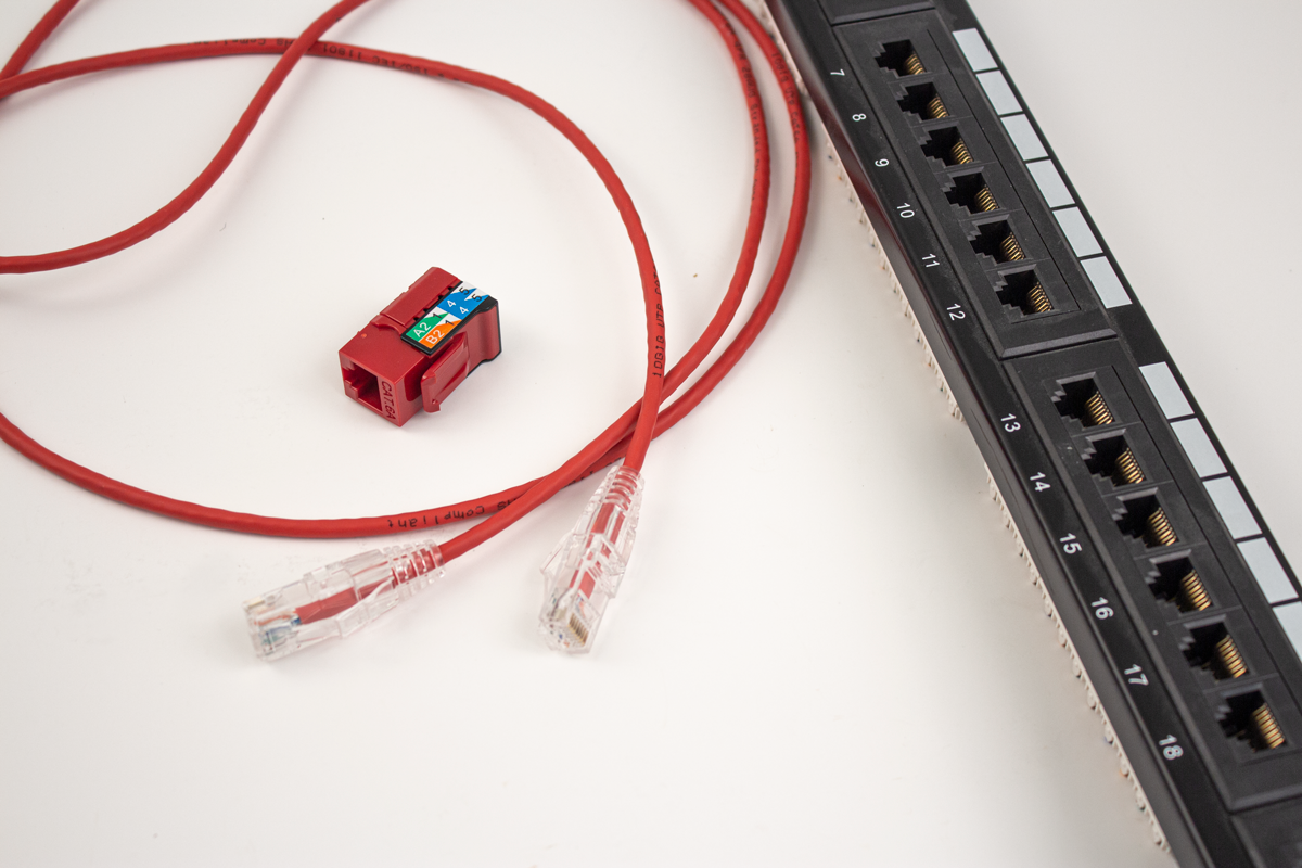 CAT6A rood Slim Type UTP 28AWG 15cm patch kabel - 10-pack